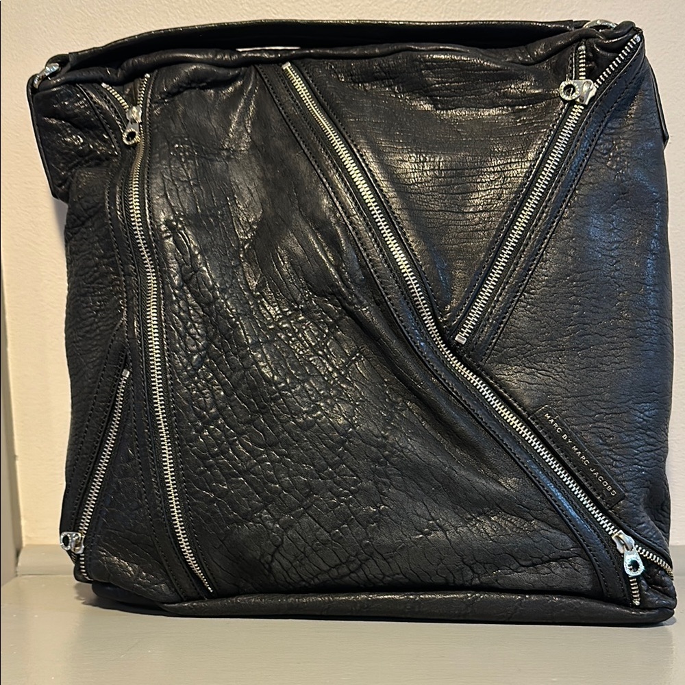 Marc by Marc Jacobs Black Leather Bag with Zipper Accents